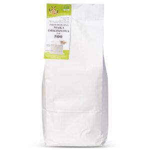 Ekologiczna mąka orkiszowa typ 500 w białej torbie z zieloną etykietą. Idealna do zdrowego pieczenia.