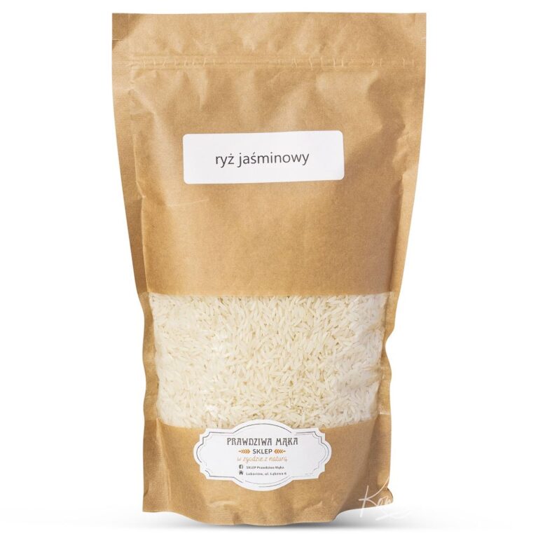 Brązowa torebka z ryżem jaśminowym; etykieta Prawdziwa Mąka podkreśla naturalne pochodzenie produktu.