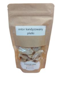 Opakowanie imbiru kandyzowanego w płatkach od Prawdziwa Mąka, z brązowego papieru z przezroczystym okienkiem.