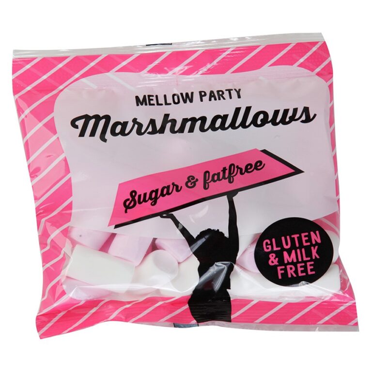 Opakowanie bezcukrowych i beztłuszczowych pianek marshmallows, wolnych od glutenu i mleka, różowe tło.