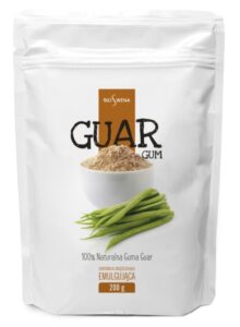 Opakowanie gumy guar BioSvena 200 g z ilustracją proszku i świeżych strąków. Emulgująca i naturalna.