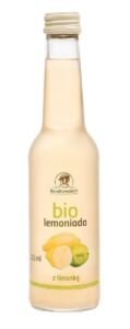Bio lemoniada z limonką w butelce 275 ml, dom Rembowskich. Produkt ekologiczny z cytryną i limonką.