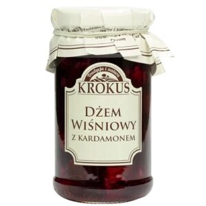 Słoik dżemu wiśniowego Krokus z kardamonem w eleganckim opakowaniu z etykietą Tradycja i natura.